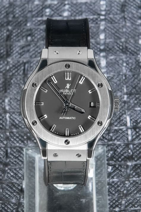 New 565.NX.1171.RX Hublot Classic Fusion .